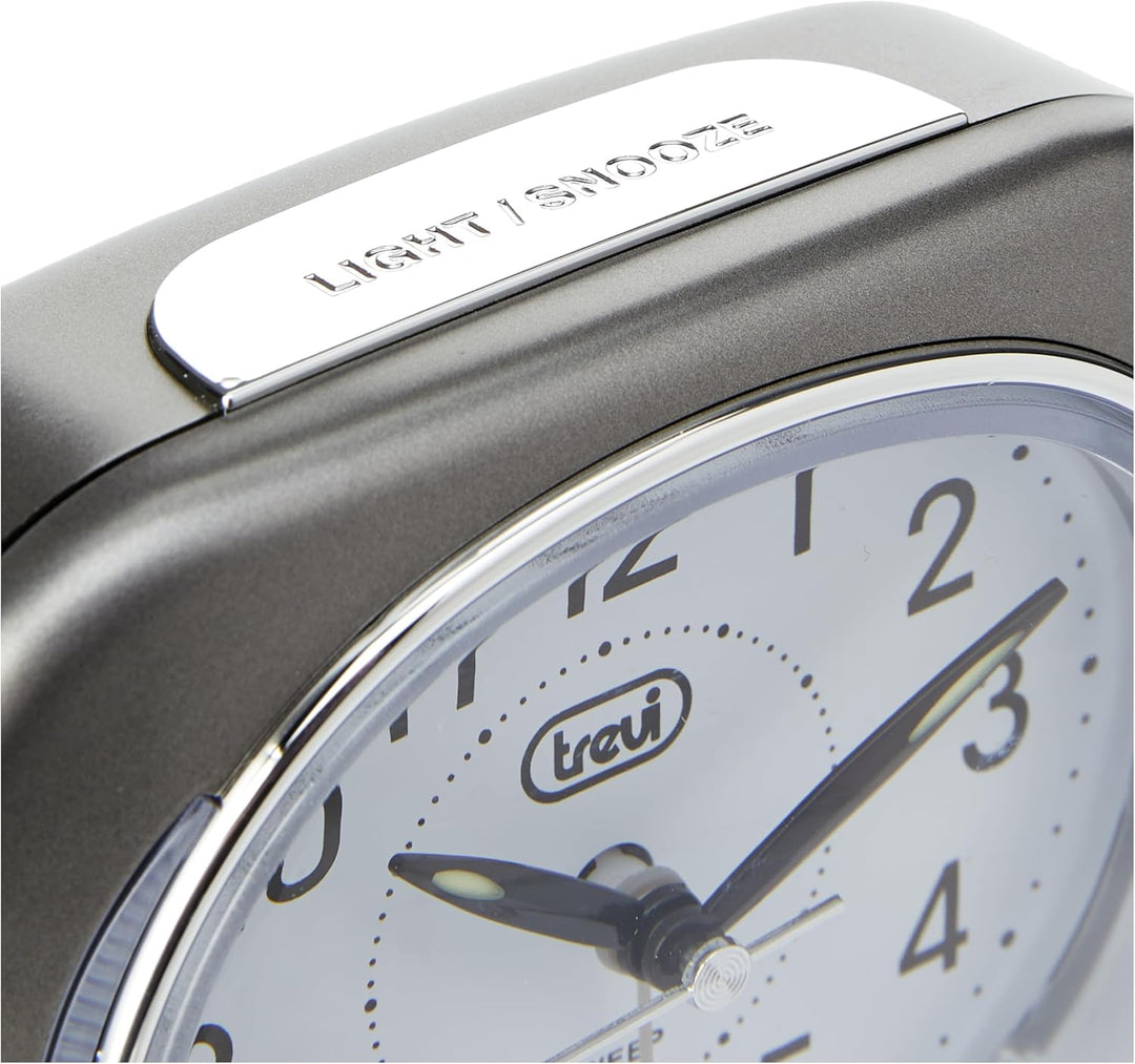 Trevi Retro Nachttischwecker Reisewecker mit LED-Hintergrundbeleuchtung und leisem Sweep-Sekundenzei