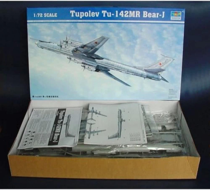 Trumpeter TRU01609 1609 Modellbausatz Tupolev Tu-142 MR Bear-J