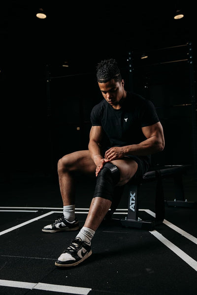 BREAKING LIMITS Kniebandage Kraftsport – Kniebandagen für Powerlifting, Gym, Krafttraining & Bodybui