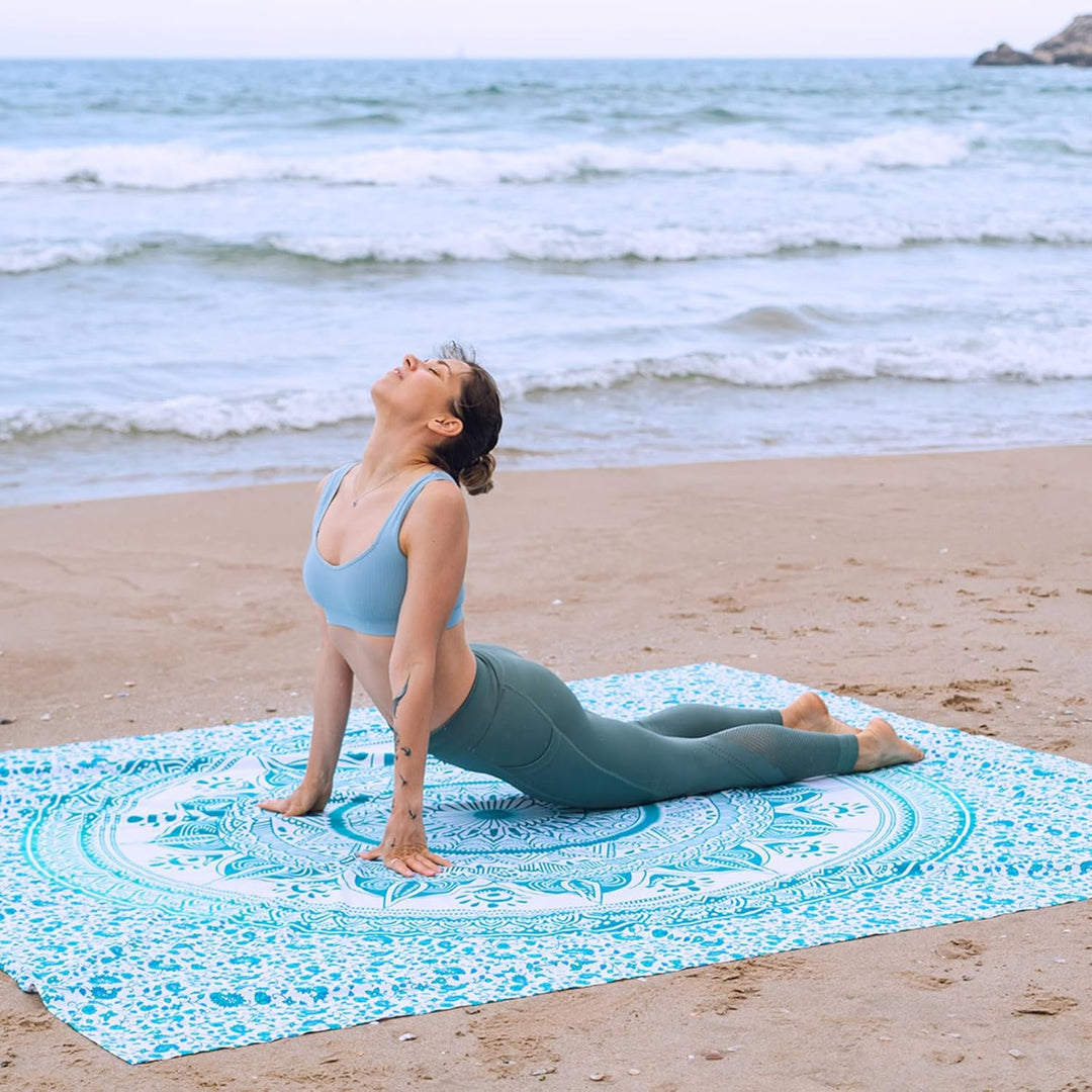MOMOMUS Grosses Strandtuch XXL Sandfrei - Mit Mandala-Motiv - Ideal als Pareo, Strandtuch Gross Sand