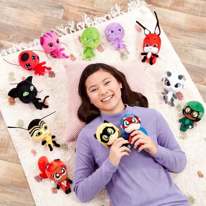BANDAI - Miraculous Ladybug - Weiches Stofftier 15cm - Pollen - P50694, Pollen