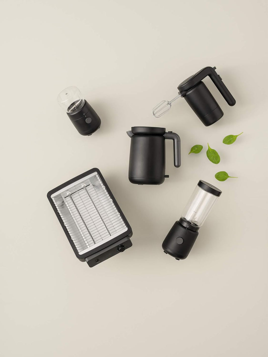 RIG-TIG Kaffeemühle FOODIE - Automatischer, elektrischer Mixer, Zerkleinerer für Kaffeebohnen, Gewür