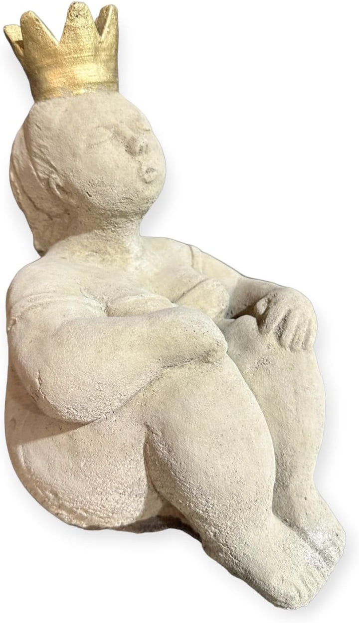 OriginalPaul Skulp &amp; Betondesign Sitzende Prinzessin mit grosser Goldener Krone als robuste Steinfig