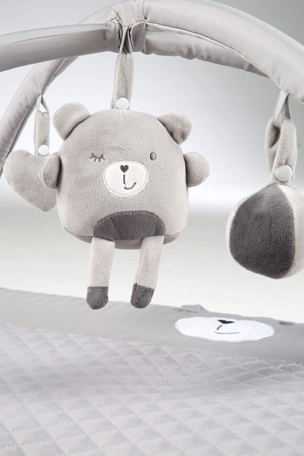 roba Baby Krabbeldecke mit Spielbogen roba Style - 5 Spielelemente - Hasen Motiv - Activity Spieldec