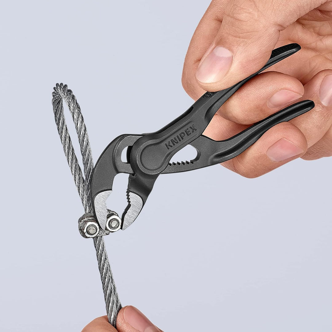 KNIPEX Cobra® XS Mini-Wasserpumpenzange, 100 mm, Muttern bis 24 mm, Rohre bis 28 mm, Selbstklemm-Eff