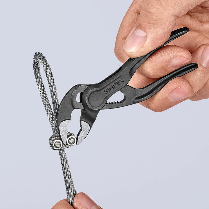 KNIPEX Cobra® XS Mini-Wasserpumpenzange, 100 mm, Muttern bis 24 mm, Rohre bis 28 mm, Selbstklemm-Eff