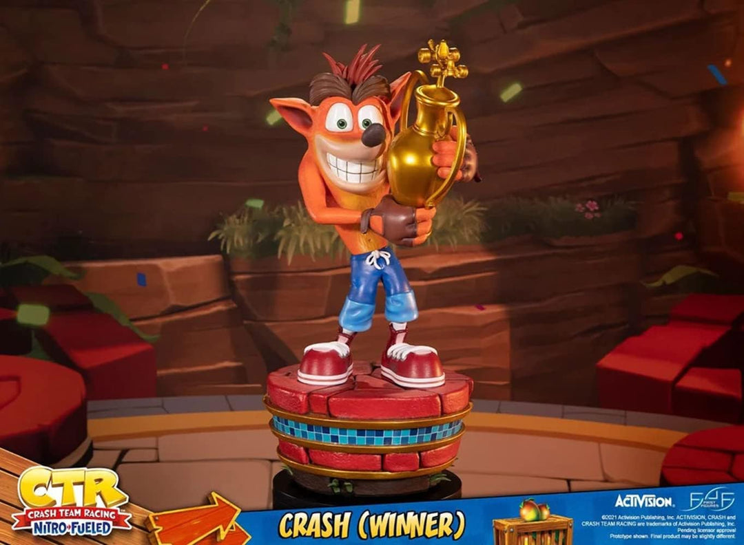 FIRST4FIGURES Crash Bandicoot - Crash Team Racing Crash Winner - Statuette 46cm