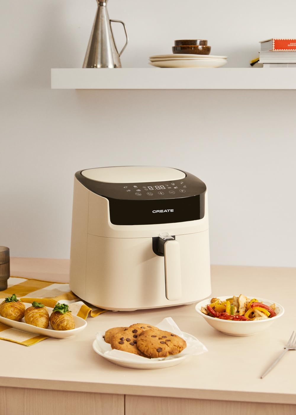 CREATE/FRYER AIR PRO LARGE/Heissluftfritteuse 6.2L Cremeweiss/Mit Timer, Monitor LCD, praktisch, ein