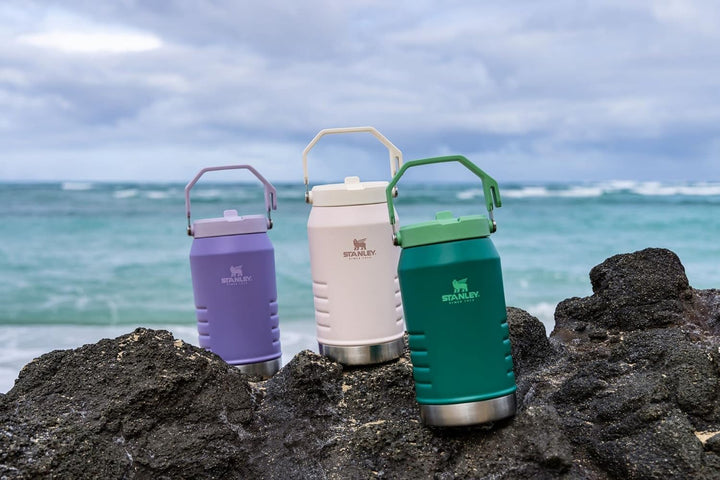 Stanley IceFlow™ Klapp-Trinkhalm-Krug, 1,8 l Fog 1,8 l Einfarbig, Fog 1,8 l Einfarbig