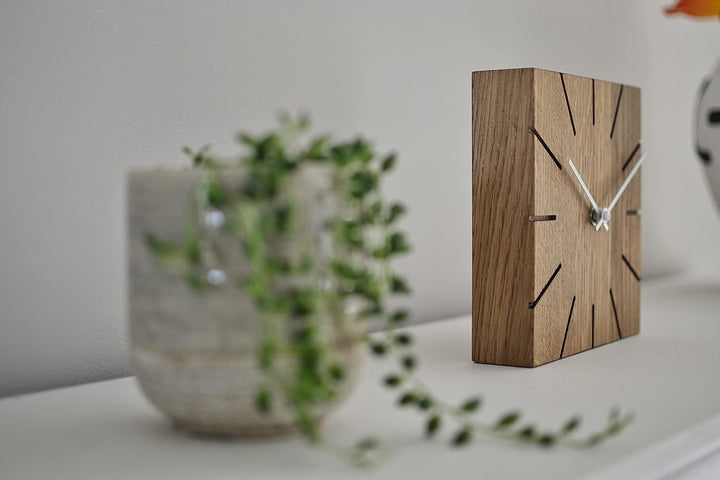 Wanduhr Tischuhr Eiche Holz - Beam - geräuscharm Massivholz Design 17 x 17 cm (Räuchereiche Schwarze