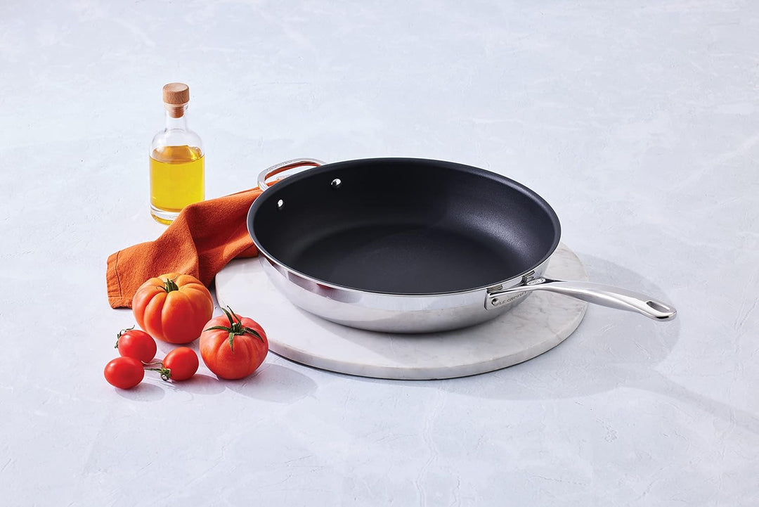 Le Creuset Antihaftbeschichtete Bratpfanne mit Gegengriff aus 3-ply PLUS Edelstahl, 32 cm, 966002320