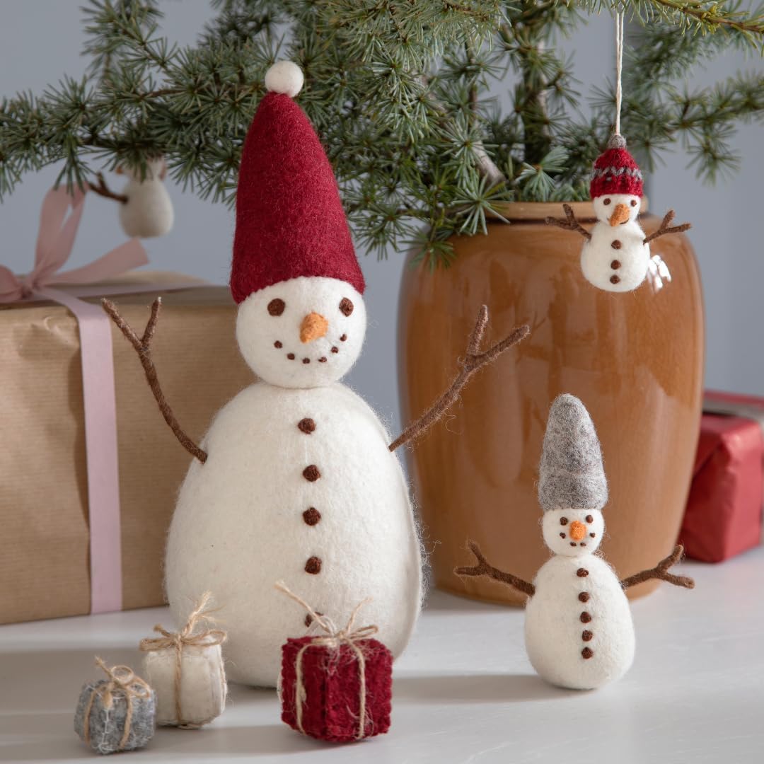 Én Gry & Sif Schneemann-Anhänger im Scandi-Stil | handgemacht aus Filz, fair-Trade | Weihnachtsdeko,