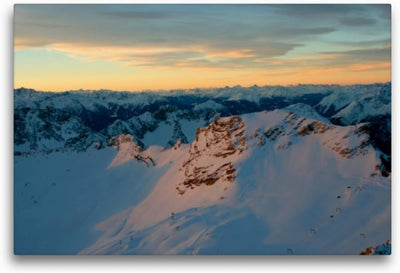 Premium Textil-Leinwand 75 x 50 cm Quer-Format Ausblick von der Zugspitze früh am Morgen | Wandbild,