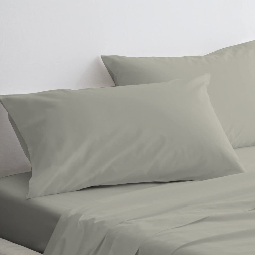Pizuna Luxuriöser Soft-Satin 2er Pack Kissenbezug 40 x 80 cm Silber, 800 Fadenzahl Baumwolle Quadrat