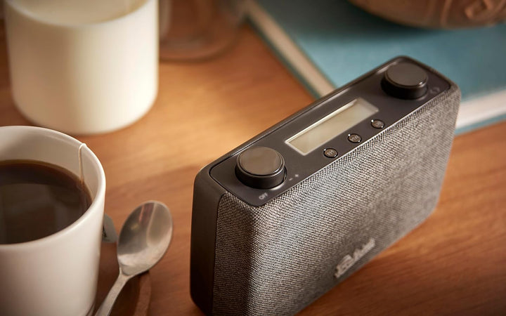 PLAY11 schwarz Dab+/FM Radio tragbar