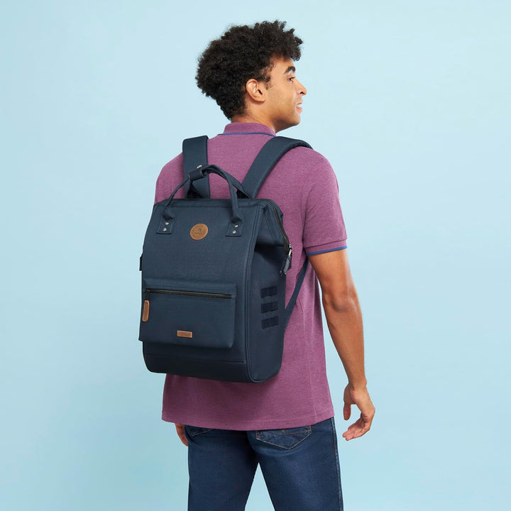 Cabaïa - Adventurer Rucksack Reykjavik Maxi 23L - Wasserabweisend - Laptopfach bis zu 15 Zoll - 2 Vo