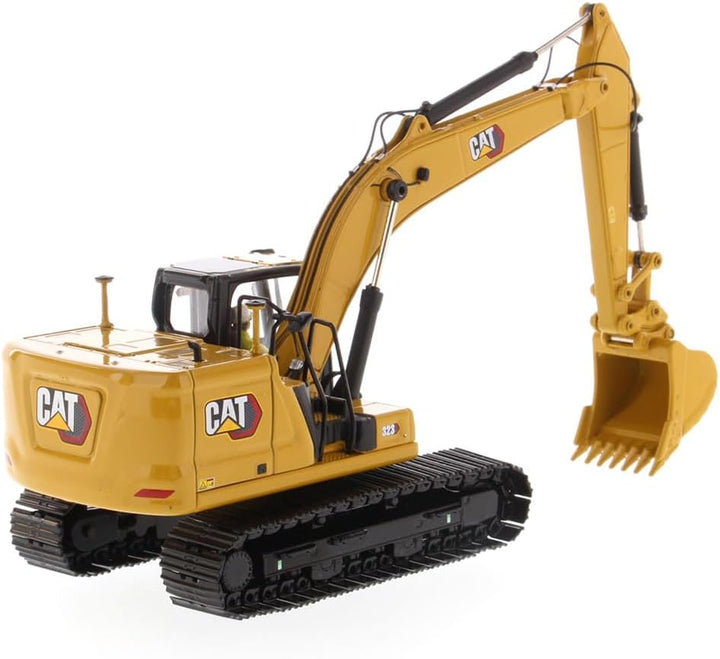 Diecast Masters 85571 - Caterpillar Bagger 323, Massstab 1:50, ca. 18,3 x 6,3 x 8 cm, ab 14 Jahren