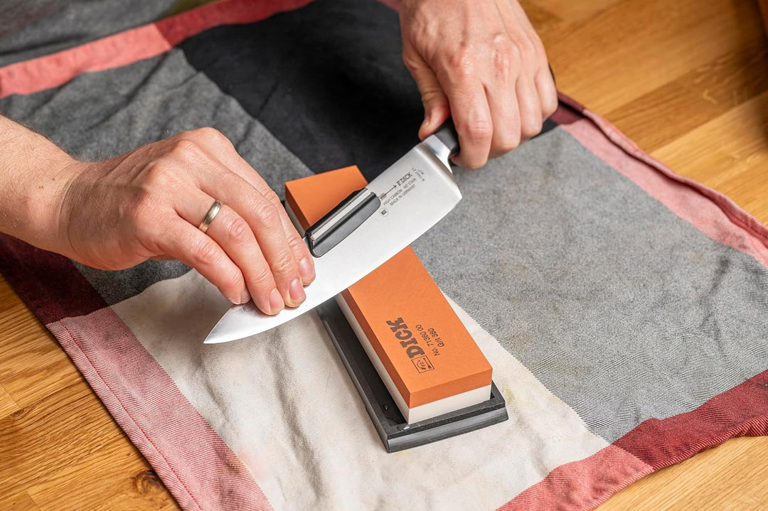 F. DICK Abziehstein für Messer (Schleifstein 360 und 1000 Körnung, 20x5x2,5 cm, Unterlegplatte, Wink