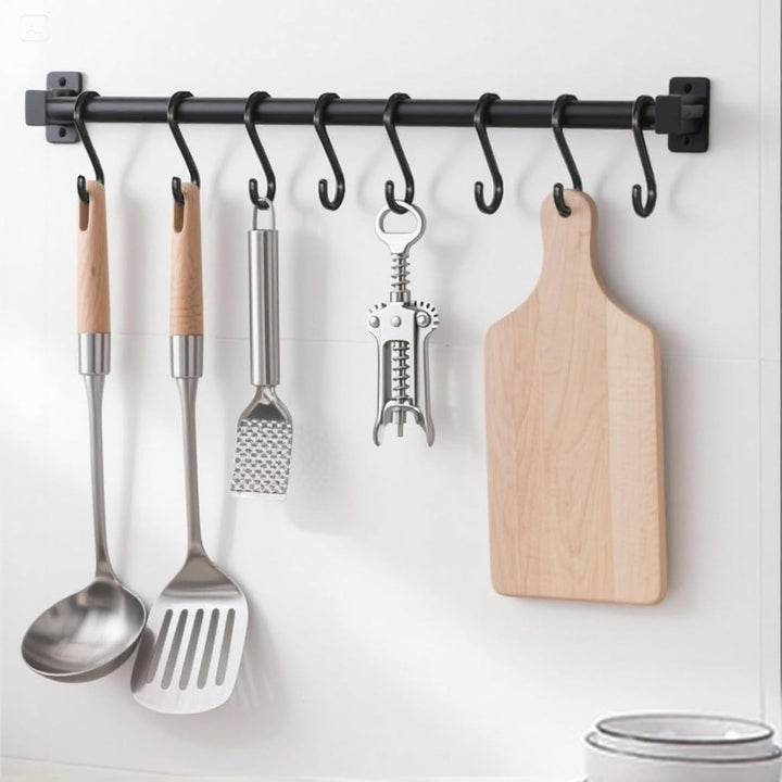 Smallboutique Schwarzer Aluminium-Utensilienhalter, Küchenregal zur Wandmontage, Küchenschienen-Pfan