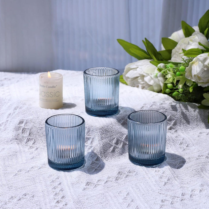 Vohocandle Blaue Teelichthalter12er-Set, Gerippter Teelichtgläser-Kerzenhalter für die Tischdekorati