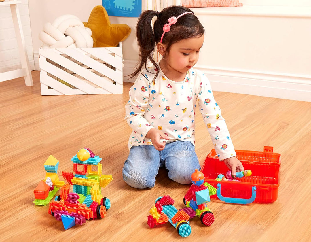Bristle Blocks 85 Teile Bausteine im Koffer mit Figuren – Bauklötze mit Borsten, Motorikspielzeug –
