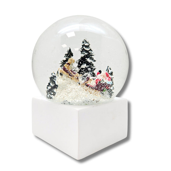 Minium Collection 20112 Schneekugel Weihnacht Santa im Schlitten Winter auf Sockel weiss eck, Pure-L