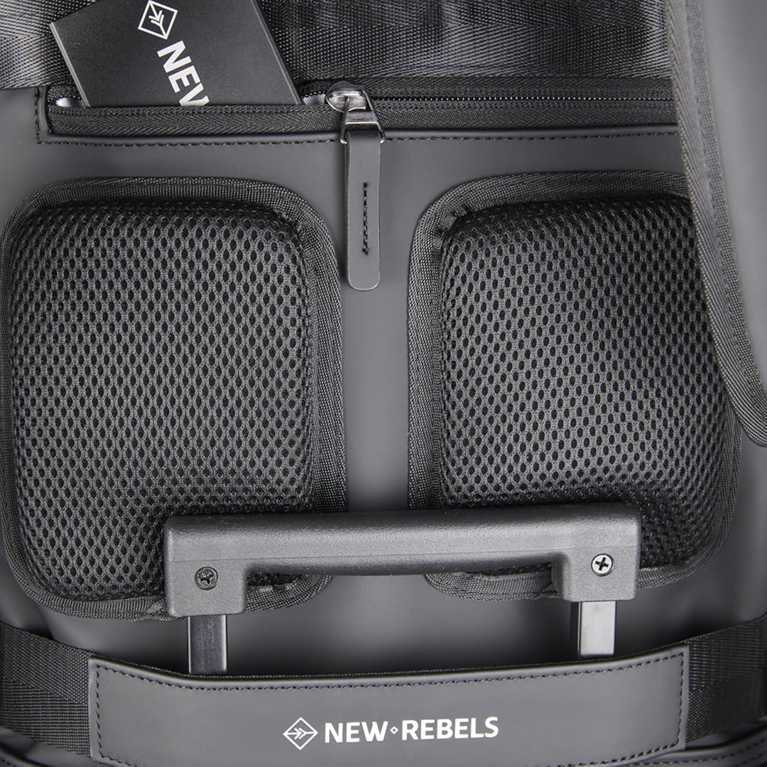 New Rebels Unisex Milwaukee Rucksack (1er Pack) 28x16x44cm Silver Reflective, 28x16x44cm Silver Refl