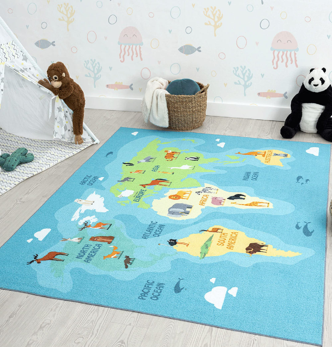 the carpet Happy Life – Spielteppich Weltkarte mit Tieren &amp; Kontinenten, Kinderteppich für Kinderzim