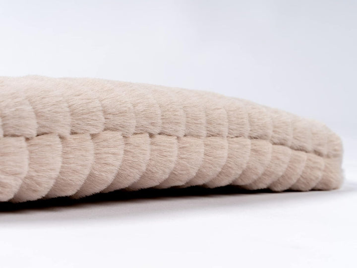 TrendPet Harmony 4cm gefütterte Hundedecke, Katzendecke, Liegedecke für Hunde und Katzen (Creme, 60x