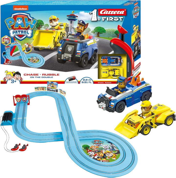 Carrera - 20063035 - FIRST PAW PATROL On the Double 2,4m Rennstrecken-Set | 2 ferngesteuerte Fahrzeu