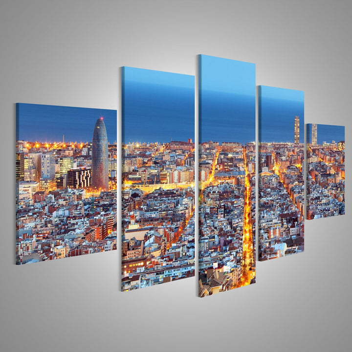 islandburner, Bild auf Leinwand Skyline von Barcelona, Luftaufnahme bei Nacht, Spanien Wandbild Post