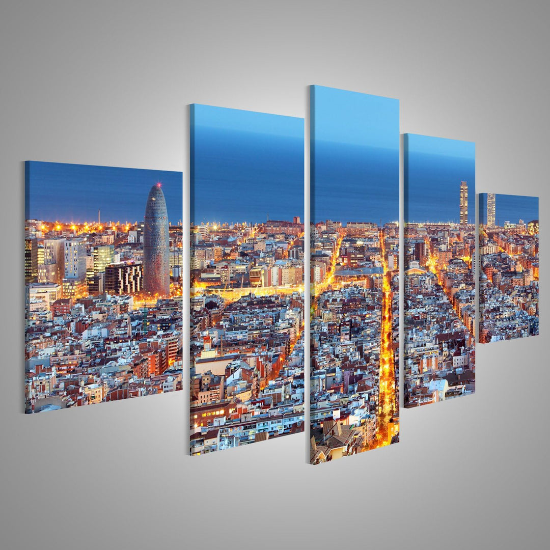 islandburner, Bild auf Leinwand Skyline von Barcelona, Luftaufnahme bei Nacht, Spanien Wandbild Post