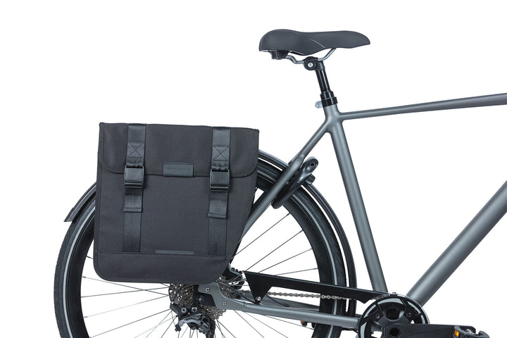 Basil B.V. Unisex – Erwachsene Packtaschen-2179233501 Packtaschen, Schwarz, 35 l