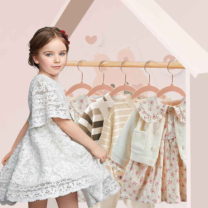 ABHENG 50 Stück Kinderkleiderbügel Samt, Samtbügel für Baby mit 360° Drehbarem Haken, rutschfeste un
