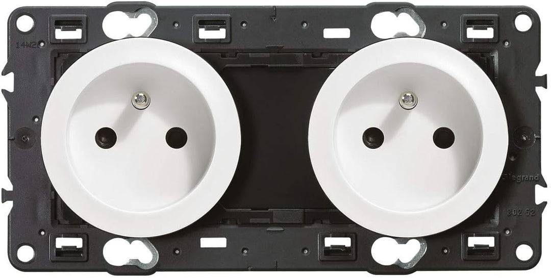 Legrand Céliane Steckdose mit Erdung/Zwei Steckdosen USB, weiss, 099508, 250 voltsV, Weiss