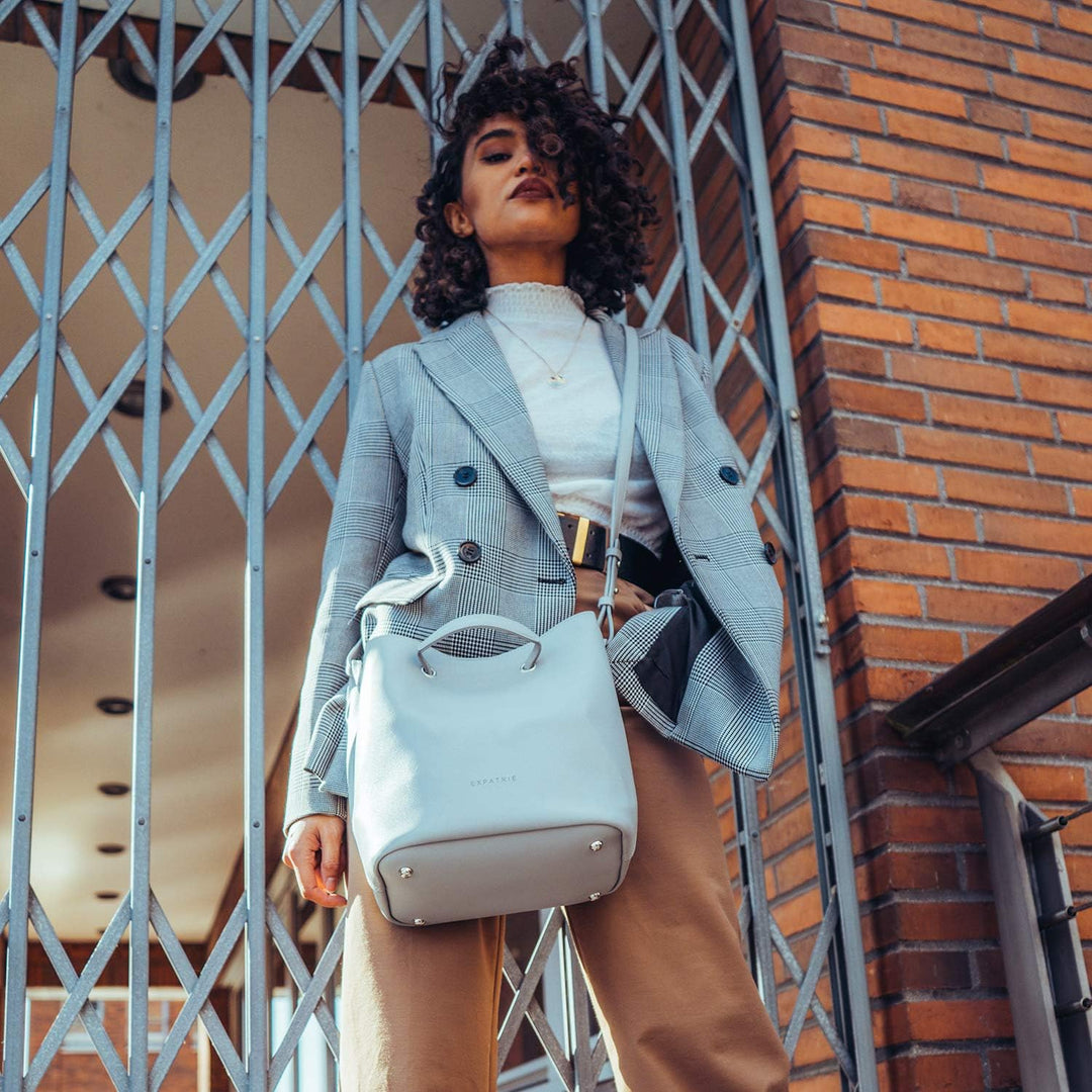 Expatrié Handtasche Damen ÈLODIE Moderne Bucket Bag Tasche aus veganem Leder - Ledertasche Schultert