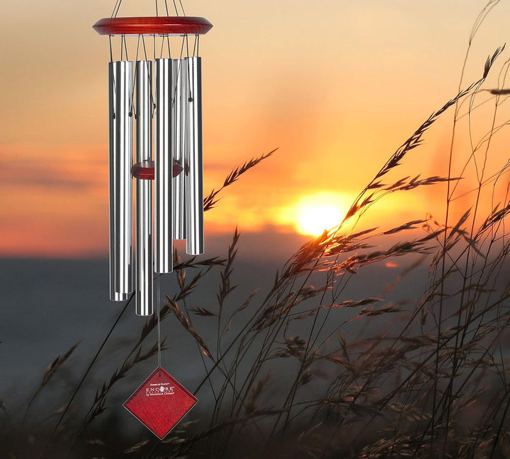 Woodstock Encore Collection Windspiel Chimes of Pluto, silber Silber 68,6 cm, Silber 68,6 cm