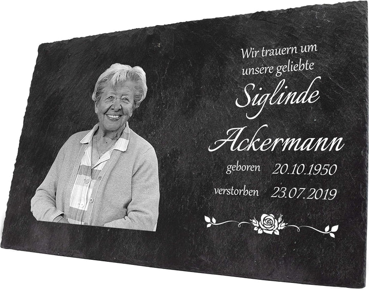 wandmotiv24 Schiefertafel Trauer, Gedenktafel Verstorbene, sie, Querformat 30x20cm Personalisiert Na
