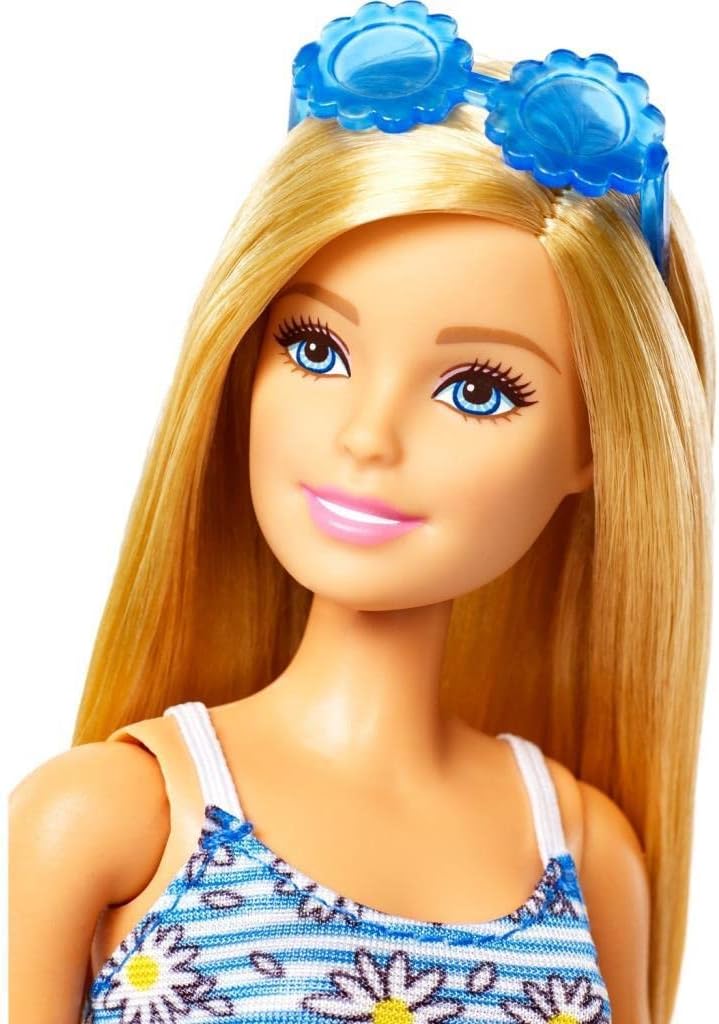 Barbie Fashionistas Puppen-Set Blonde Puppe mit Outfits Kleidung und Zubehör für 4 komplette Outfits