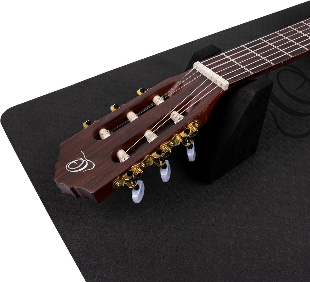 Ortega Guitars Instrument Work Mat - Matte zum Unterlegen - Rutschfest - Mit Halsstütze für Instrume