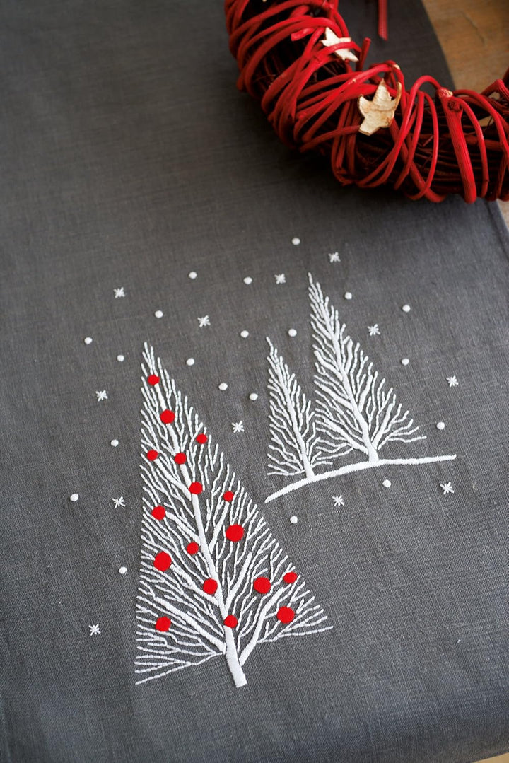 Vervaco Bedruckter Langer Läufer Weihnachtsbäume Stickpackung, Baumwolle, Weiss, 40 x 100 x 0,30 cm