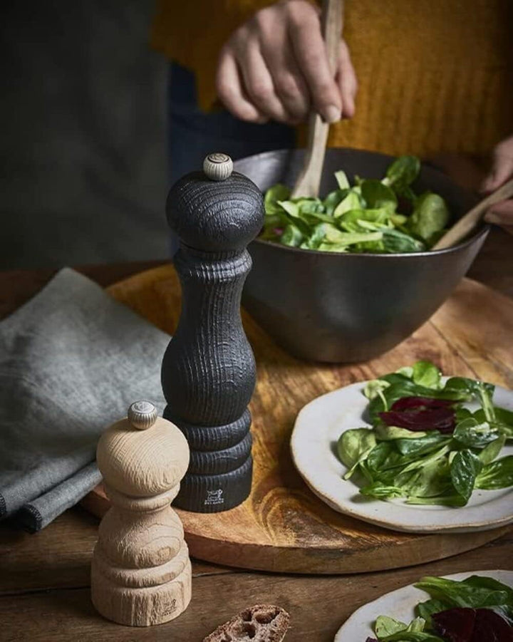 PEUGEOT - Salzmühle Paris Nature Black 12 cm + Salz - Klassische Mahlgradeinstellung - Aus recycelte