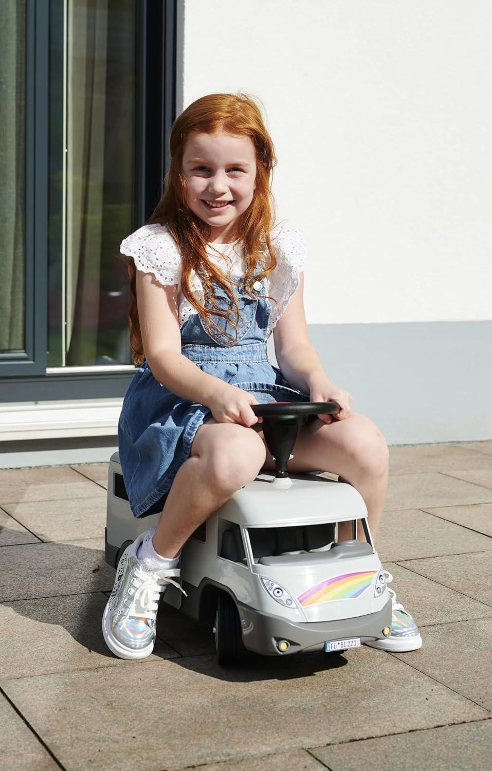 BIG-Camper – Rutsch- und Spielauto - Spielzeug-Wohnmobil mit Flüsterrädern zum Fahren und Spielen fü