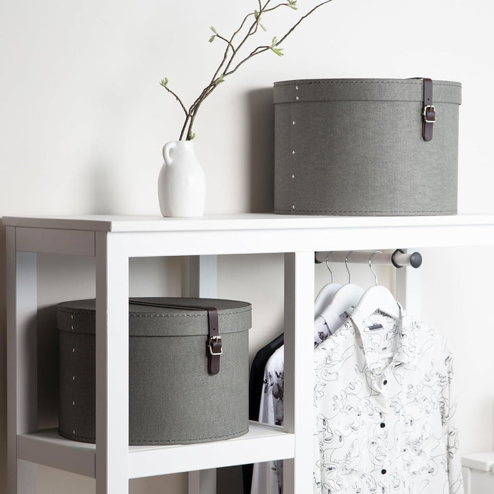 BIGSO RUT 2er-Set Aufbewahrungsbox mit Deckel – runde Ordnungsbox mit Lederriemen – grosse und klein