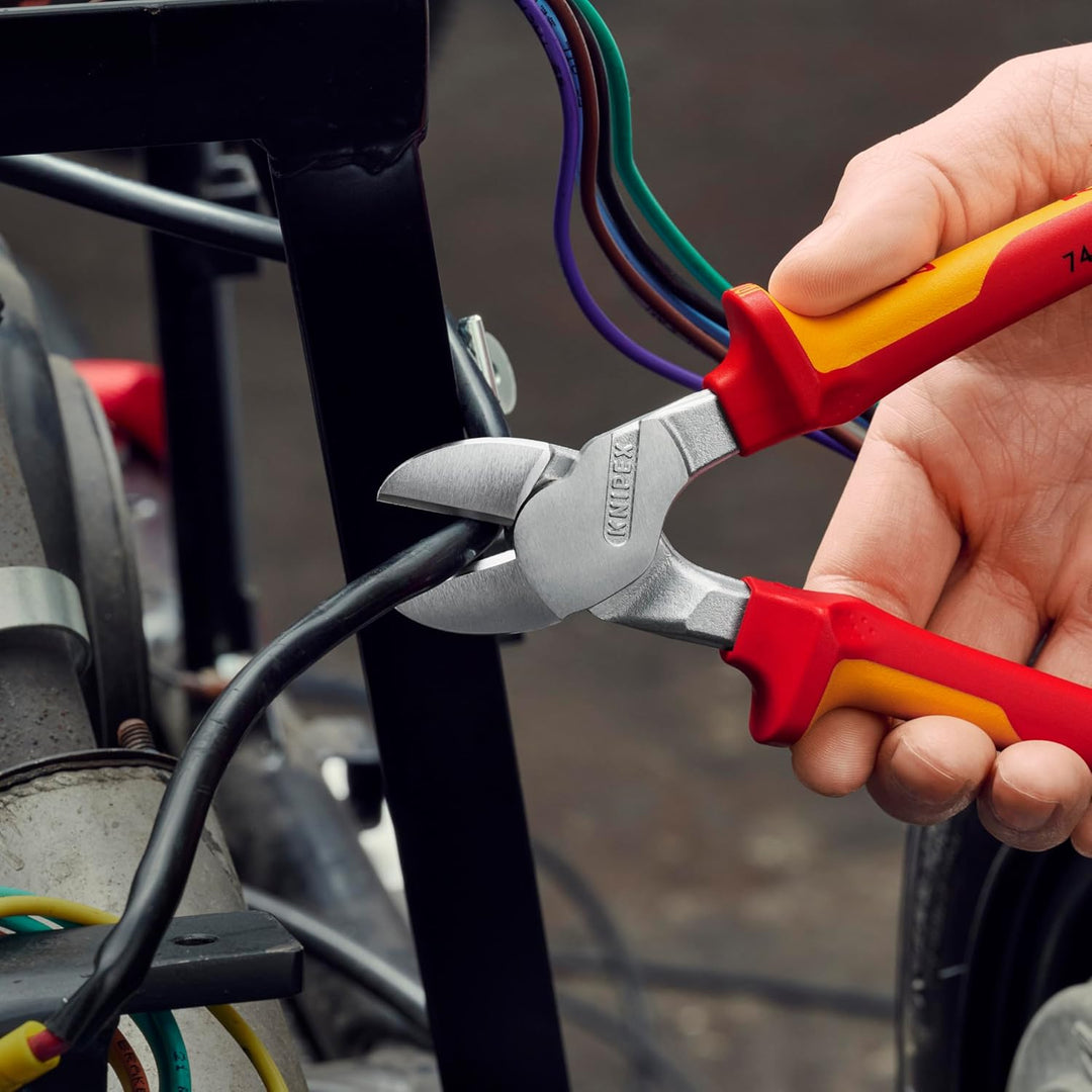 Knipex Kraft-Seitenschneider verchromt, isoliert mit Mehrkomponenten-Hüllen, VDE-geprüft; mit Befest