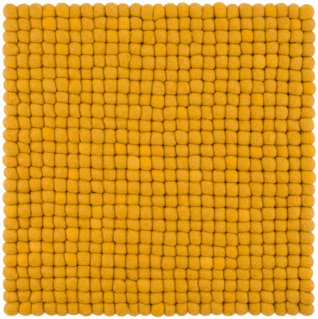 myfelt Filzkugel-Sitzauflage Stuhlauflage - Klara - quadratisch, 36x36 cm, Senfgelb, Senfgelb