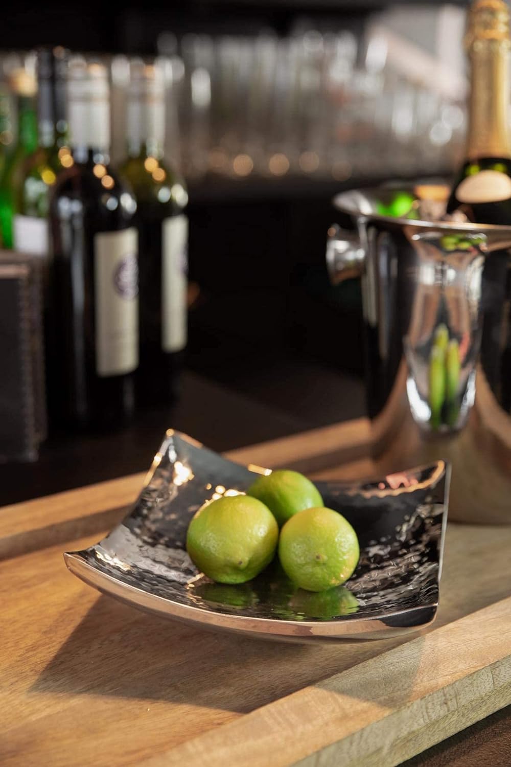 EDZARD Schale Dallas (19 x 19 cm) quadratisch, Edelstahl gehämmert hochglanzpoliert, Dekoschale, Obs