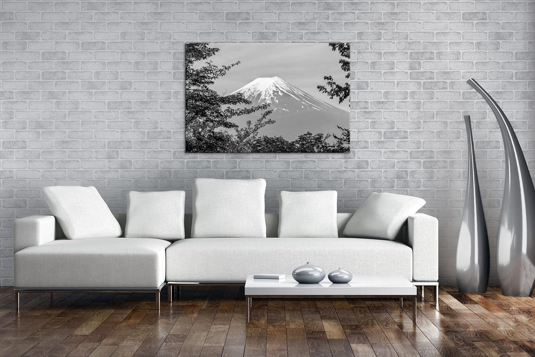 Fuji - der grösste Berg Japans Effekt: Schwarz&Weiss,Format: 80x60 als Leinwandbild, Motiv fertig ge