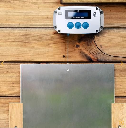 ChickenGuard Automatischer Hühnerstall Türöffner, betrieben mit Solarenergie/Batterien/Strom. Timer/