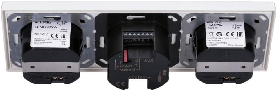 Jung Smart Radio DAB Bluetooth Komplett-Set Serie LS Weiss mit 2 Lautsprechern DABLS2BTWW und 3-Fach